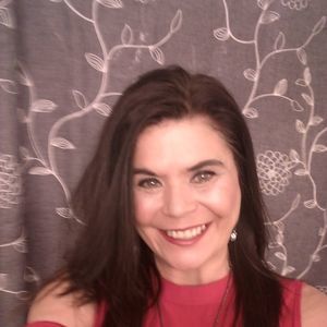 Meet your Posher, Angie